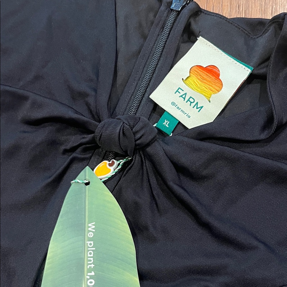 FARM Rio Black Jumpsuit
Brand New Beautiful - Picture 10 of 13